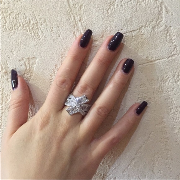 Stunning CZ Ring - Picture 3 of 5